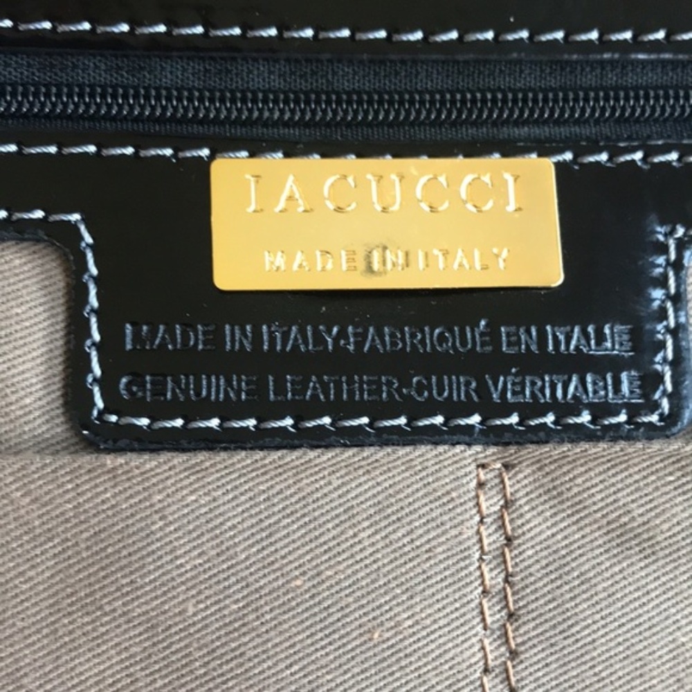 Gorgeous IACUCCI Italian Patent Leather Satchel - Picture 9 of 14